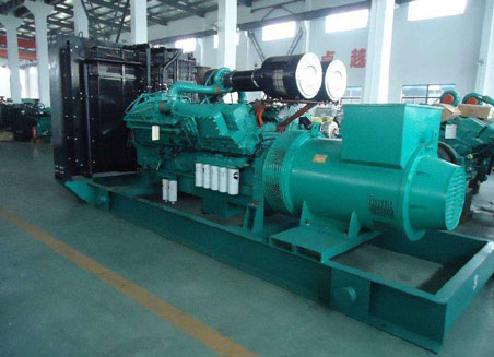 北流800kw康明斯柴油发电机组